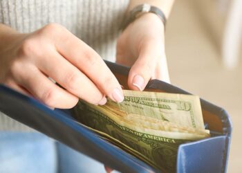 Advantages of Salary Loans